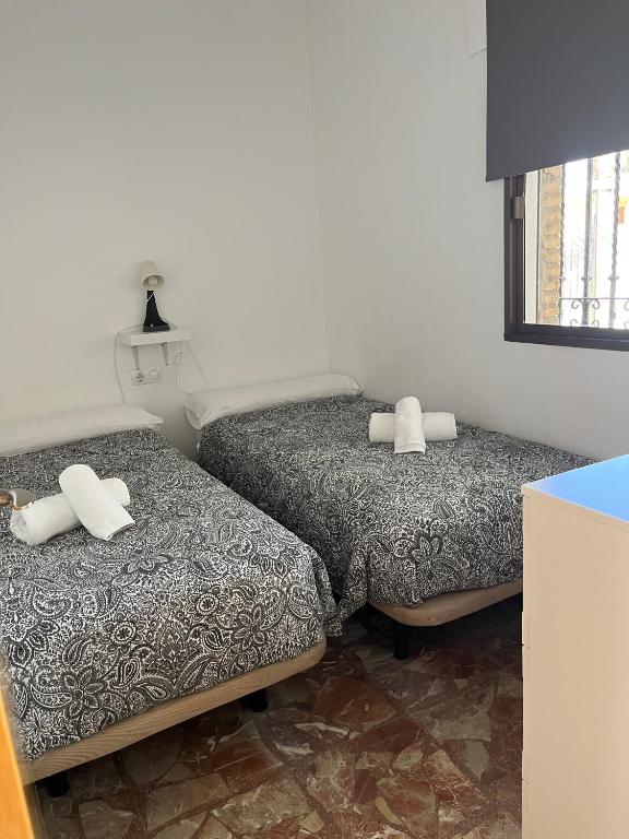 Apartamento de 2 dormitorios con terraza y vistas al mar