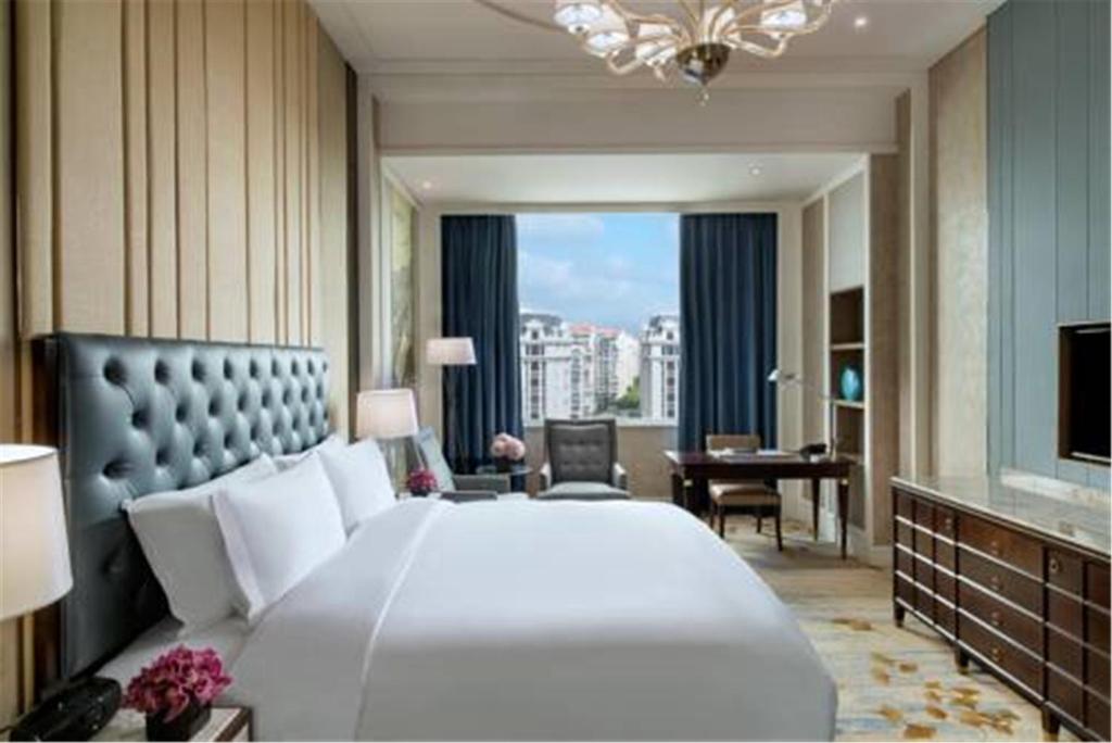 Sofitel Shanghai Hongqiao - 初级国王套房