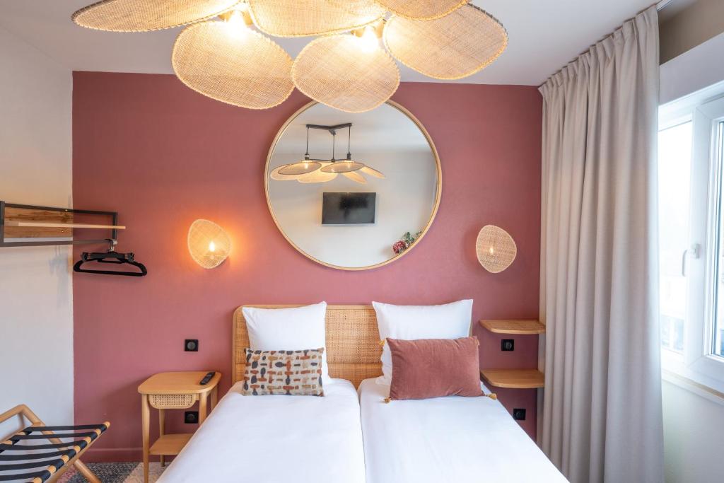 BHOMA Bourges - Hôtel - Vierbettzimmer Mit Dusche