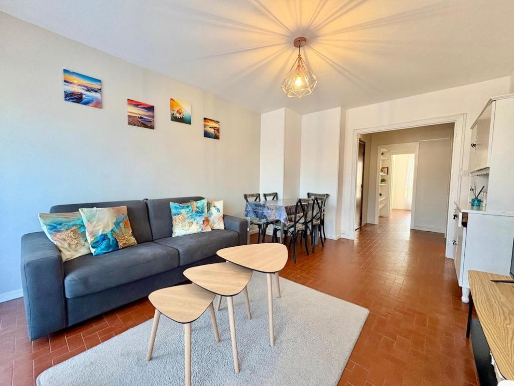 Appartement T2 avec balcon, résidence arborée, parking