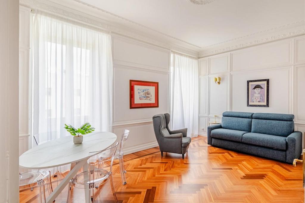 ''La Luna Blu'' Elegance and comfort in Rome