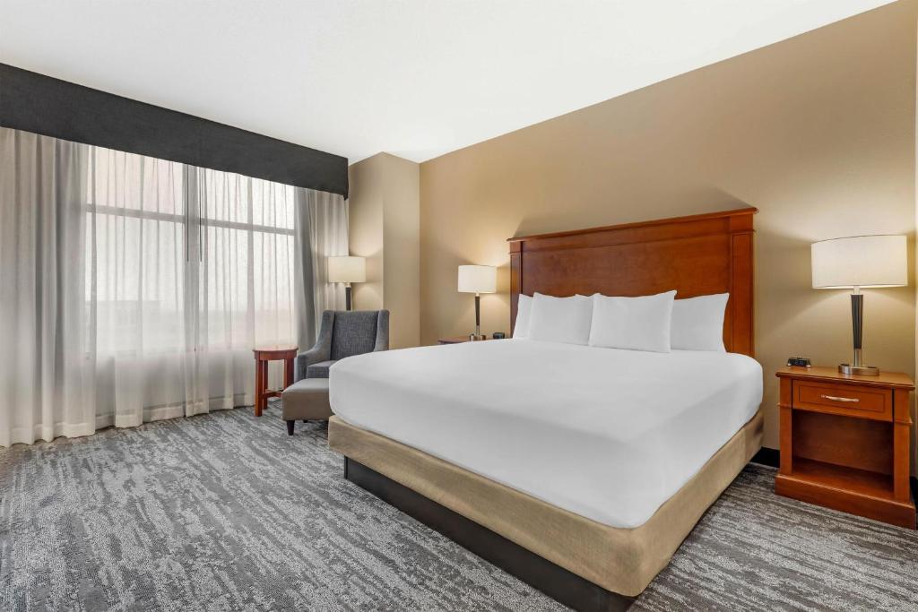 Drury Plaza Hotel Colorado Springs Near the Air Force Academy photo