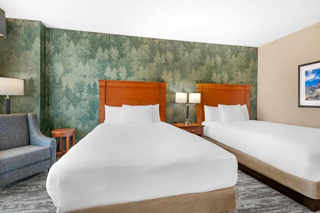 Drury Plaza Hotel Colorado Springs Near the Air Force Academy photo