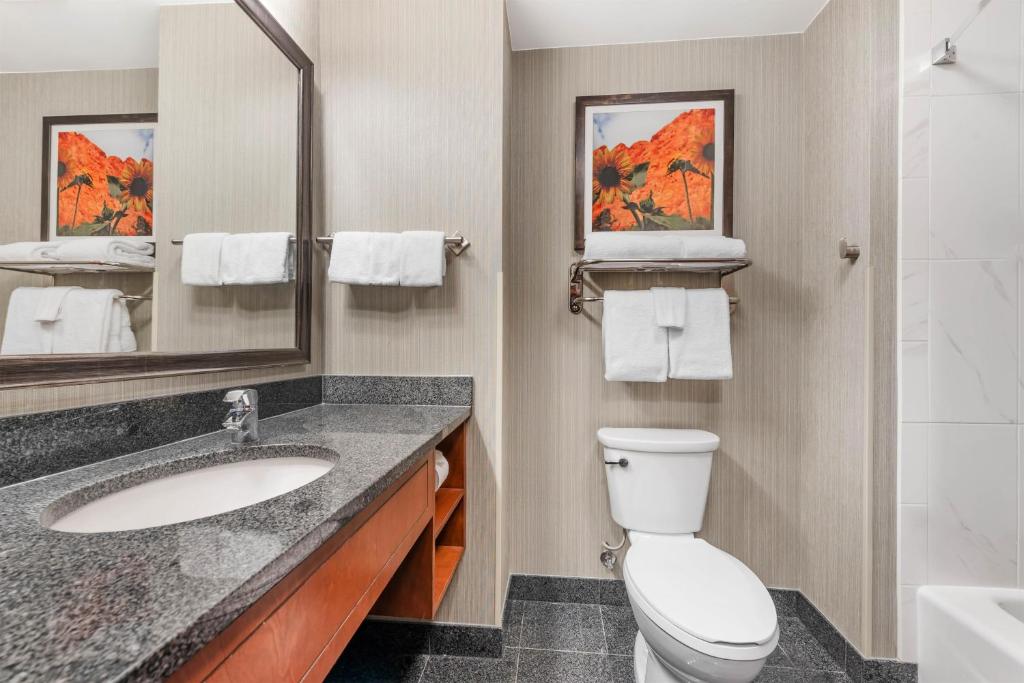 Drury Plaza Hotel Colorado Springs Near the Air Force Academy photo