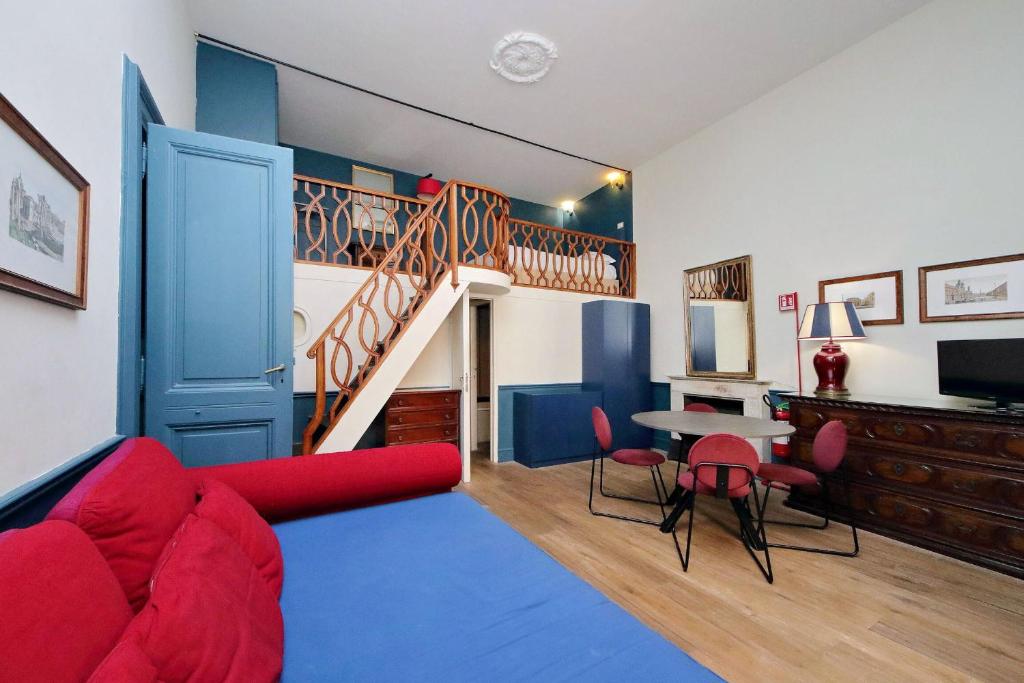 Studio Apt In Rome City Centre Via Gregoriana by Halldis