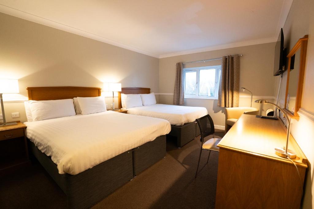 Southview Park Hotel - 