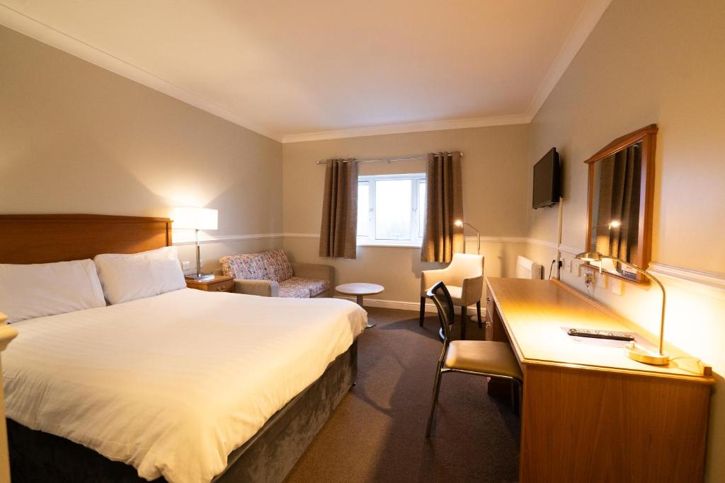Southview Park Hotel - 
