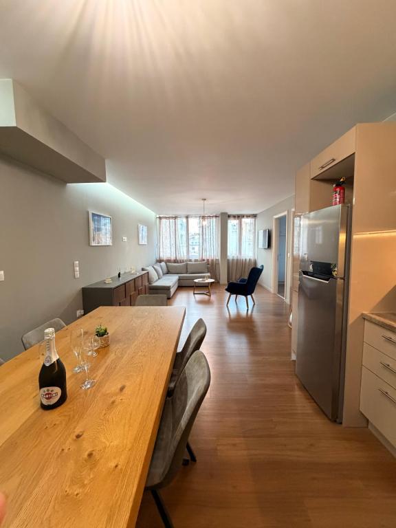 D&E Monastiraki Suite