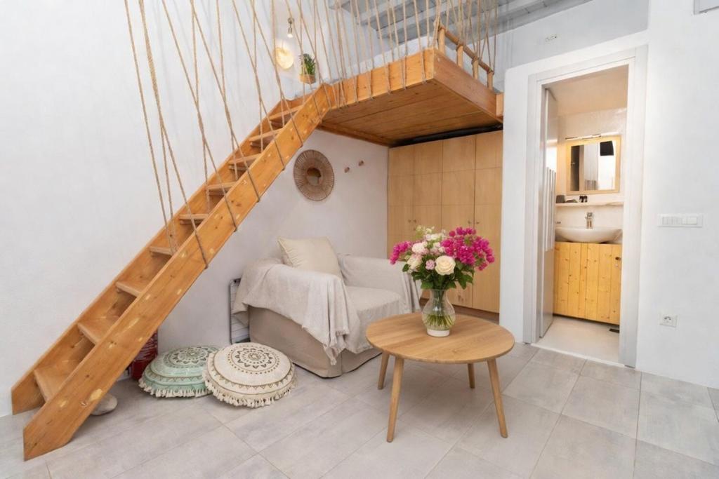 Zois Town Loft