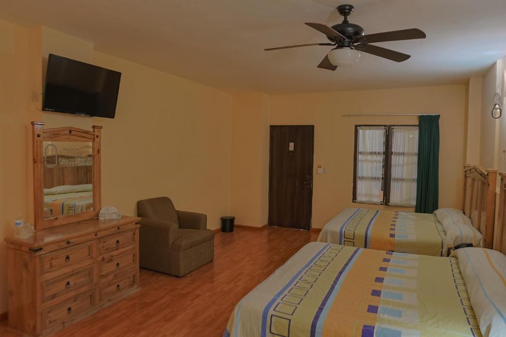 Meson de la Merced - Habitación Cuádruple