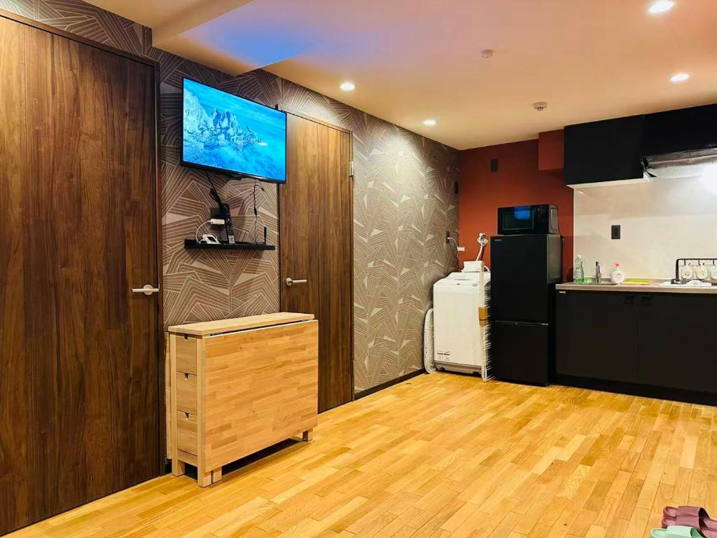 4F Walk to Skytree 2BR with 2 Toilets Max 6 Dual-Hub Access