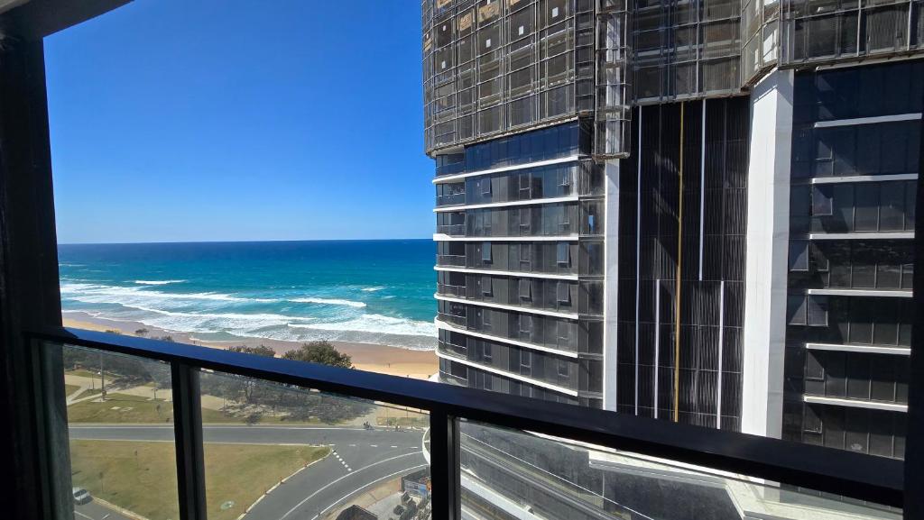 Serain Residences On Surfers - 