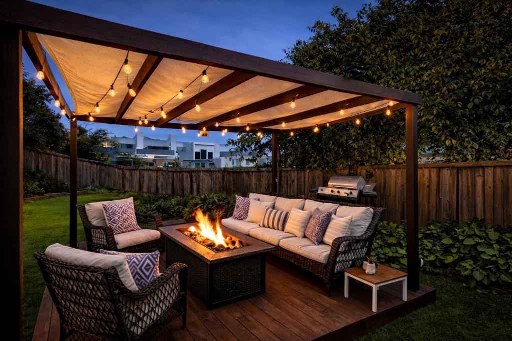 CasaViva Pacifica - 2BR Sleeps 10 with Firepit, BBQ & Shared Yard - Walk to Hillcrest Fun, Near Zoo, Balboa Park & Beaches photo