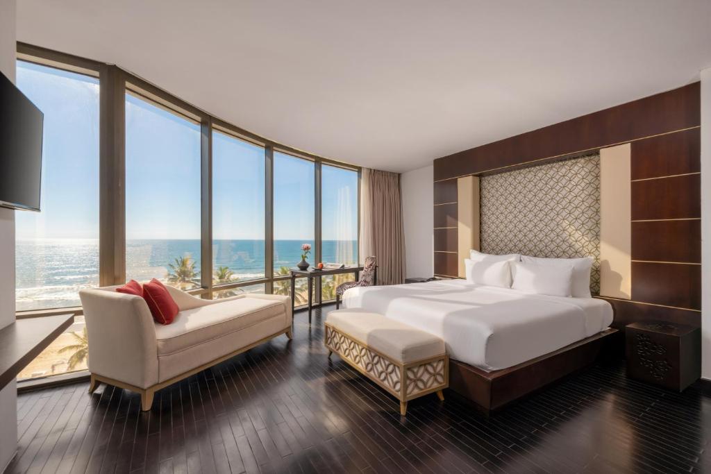 Premier Suite Beachfront - High Tea included