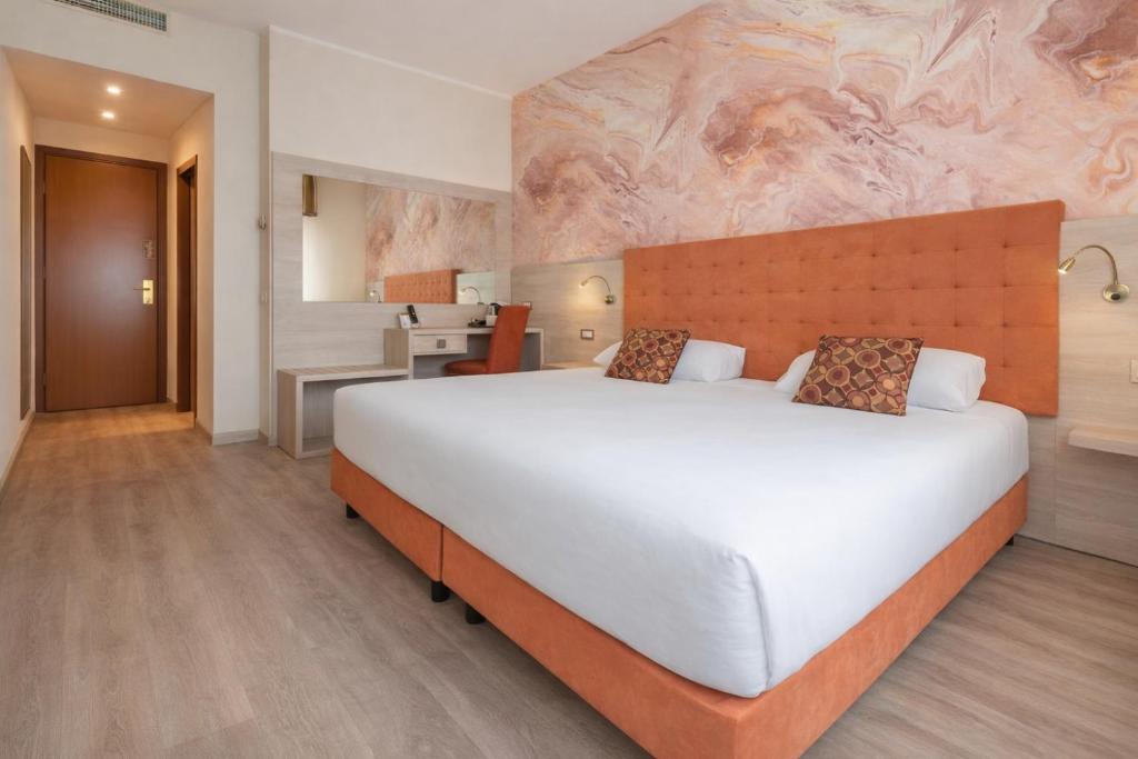 Hotel Castello Artemide Congressi - Superior Double Room