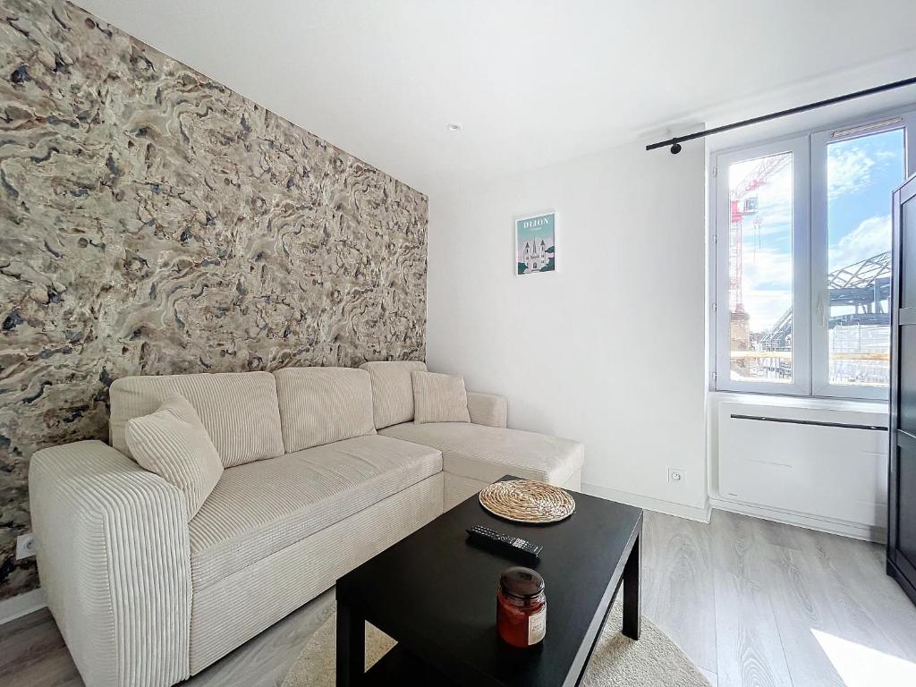 Studio lumineux en centre ville