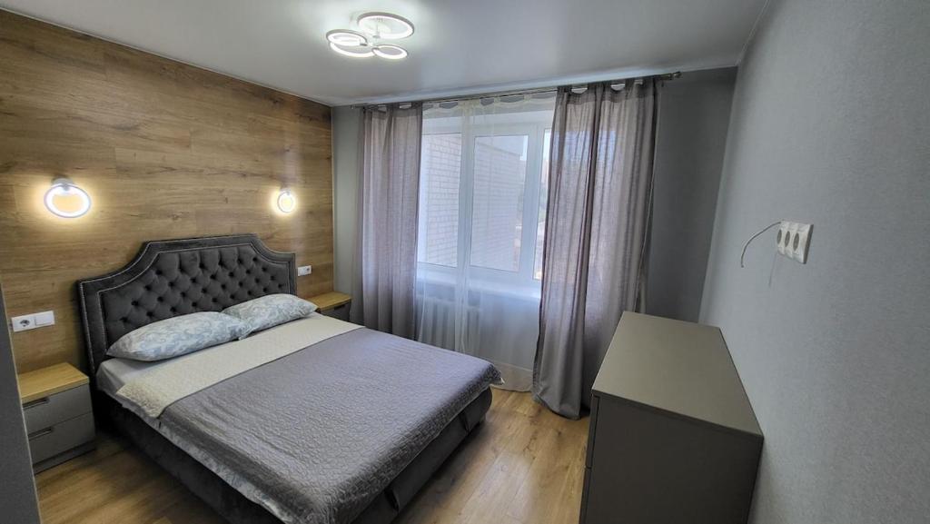 Stylish one-bedroom apartment фото 2