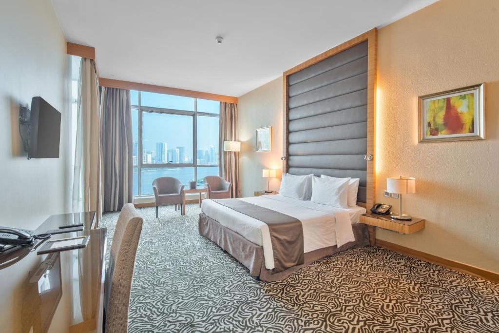 لابی و فضای عمومی Copthorne Hotel Sharjah - تصویر ۵