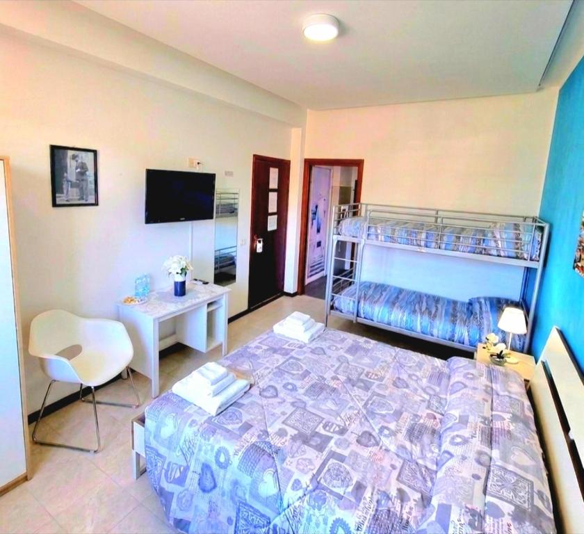 Italo House - Quadruple Room