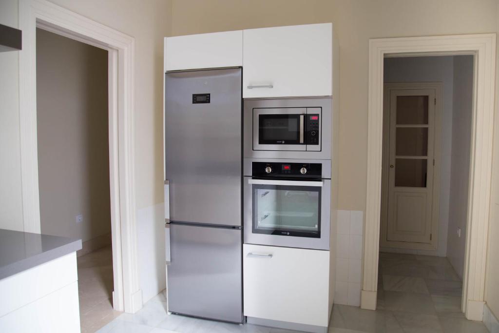 Puerta Principe Luxury Apartments - 18