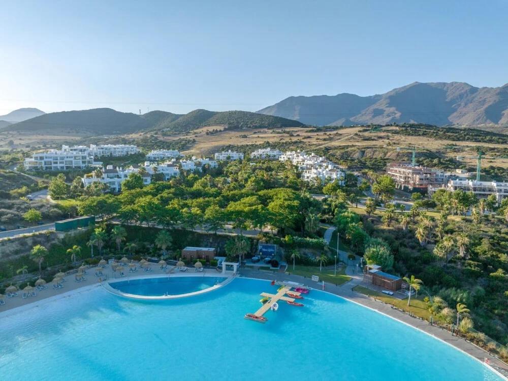 Alcazaba Lagoon 2014