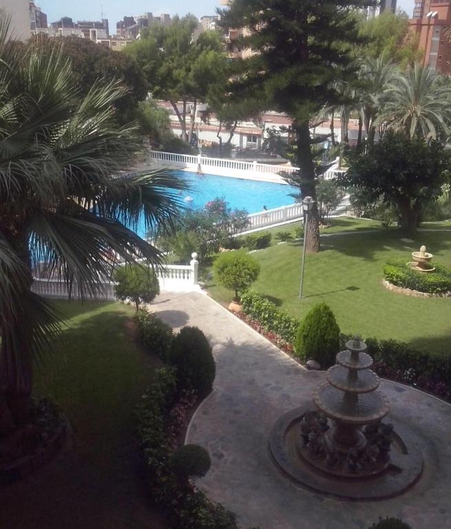 Apartamento con piscina en Benidorm