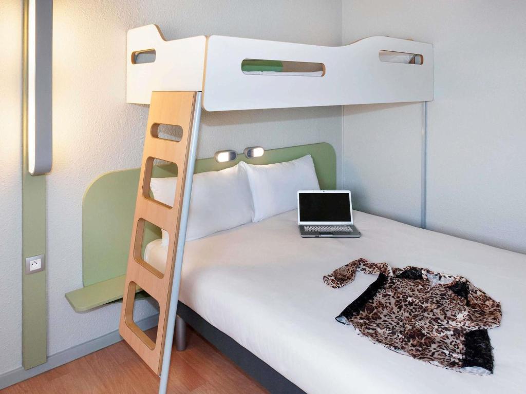 ibis budget Goussainville Charles de Gaulle - Habitación Triple Estándar