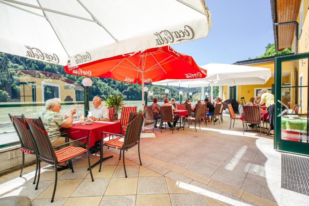 Restaurace v ubytování Gasthof Gierlinger