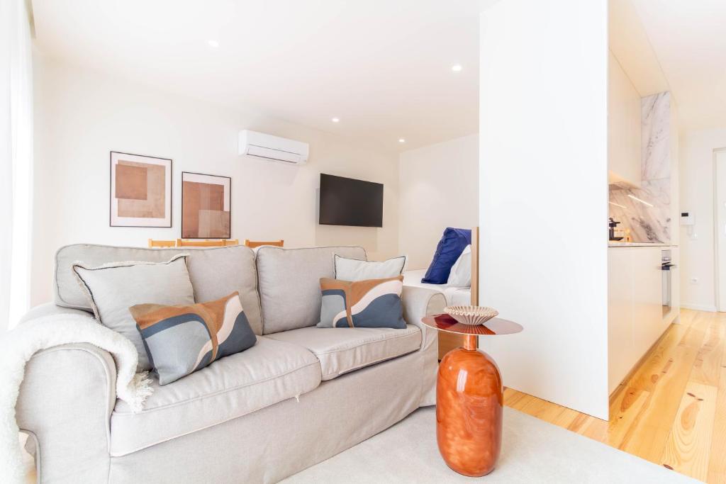 Cozy Studio in Cedofeita with AC by LovelyStay