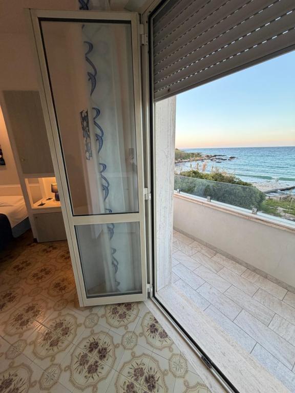 Hotel La Plancia - Chambre Triple De Luxe Avec Vue Sur Mer