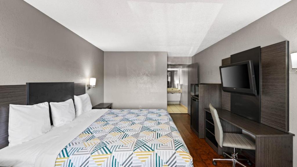 Motel 6 Prattville AL photo