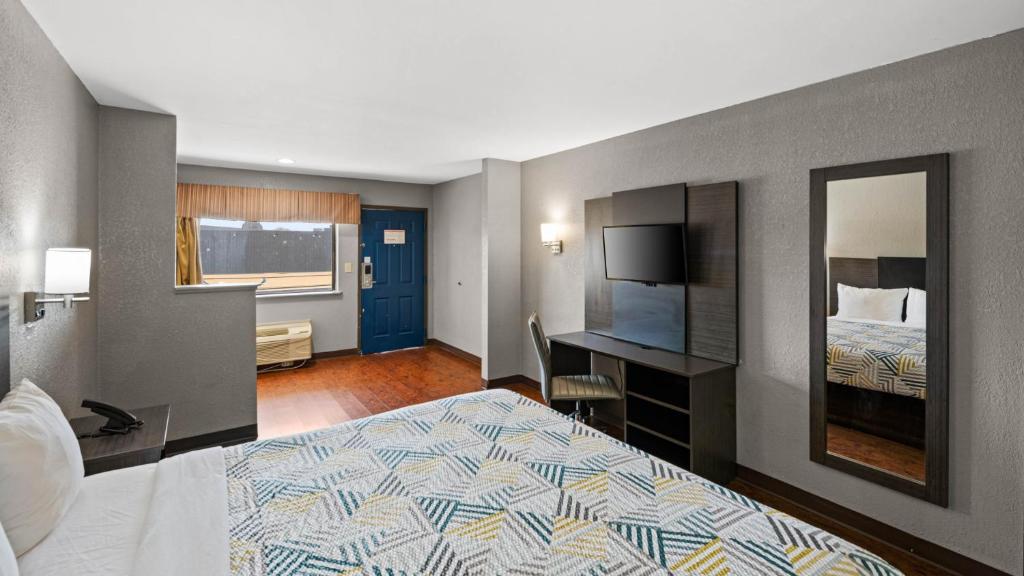 Motel 6 Prattville AL photo