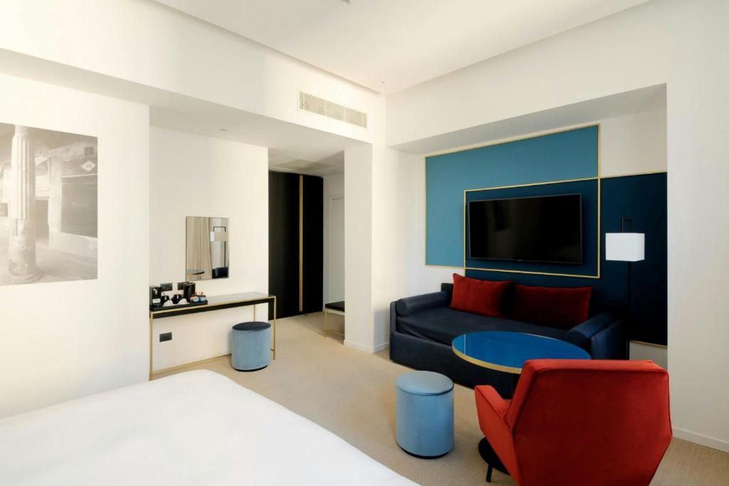 HABITA79, Pompeii, a Tribute Portfolio Hotel - Junior Suite Mit Kingsize-Bett Und Schlafsofa