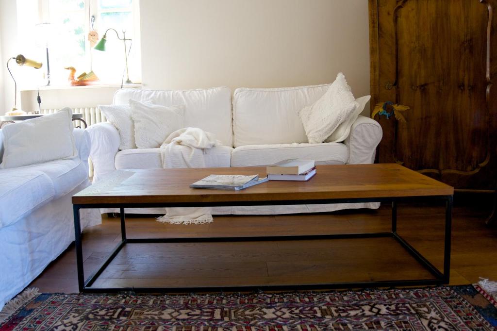 Posezení v ubytování Embassy Row BnB