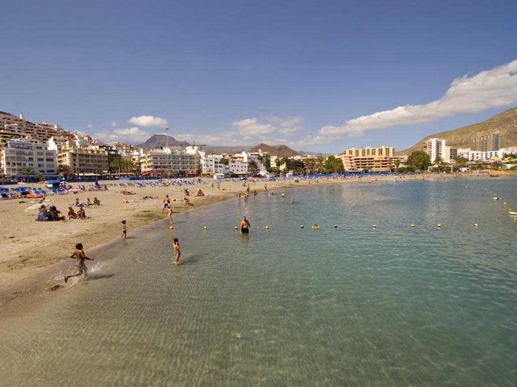 Nice new apartment in the center of Los Cristianos