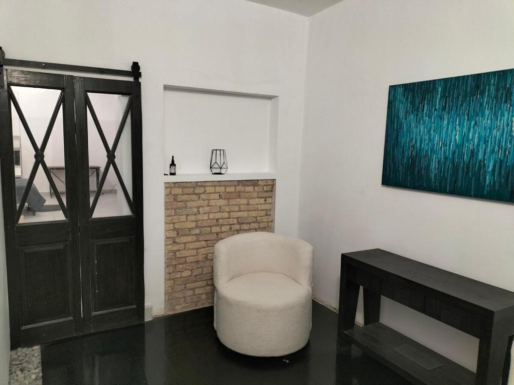 Depa Loft Monterrey cerca de Fundidora, Macroplaza y Barrio Antiguo - Apartamento De Dos Dormitorios