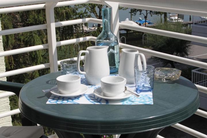 Příslušenství pro přípravu čaje a kávy v ubytování Hotel Capri