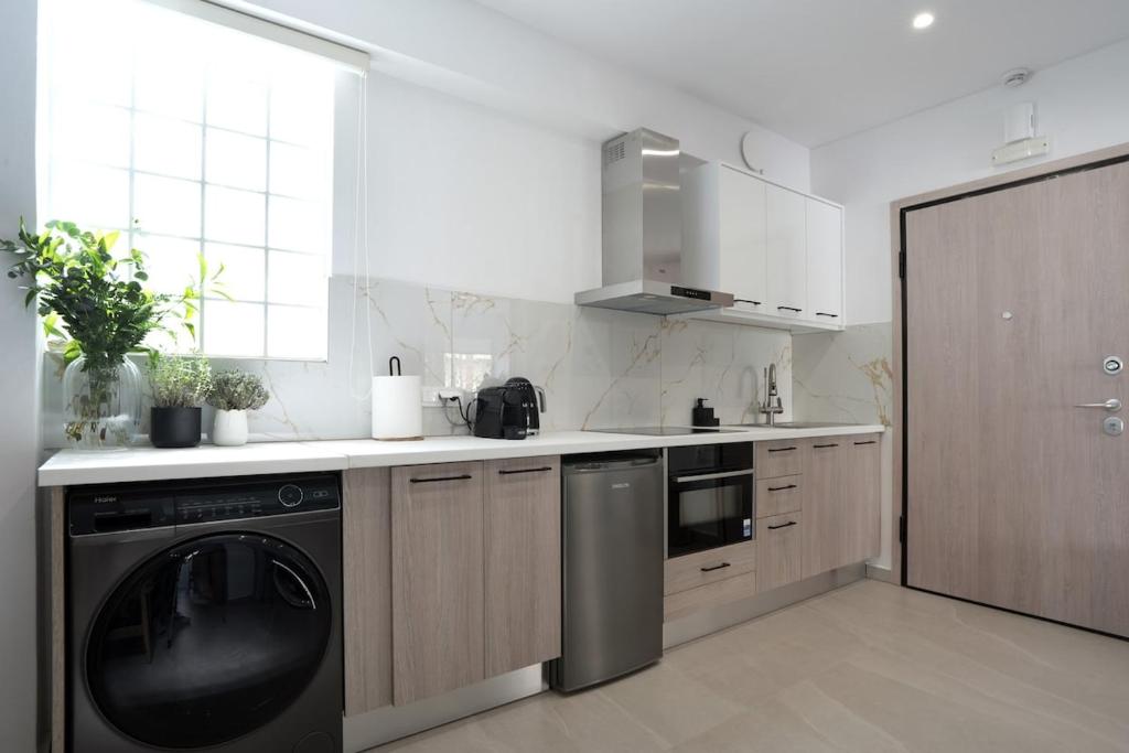 2bb Luxury Apartment I - Jacuzzi, Parking, Beach