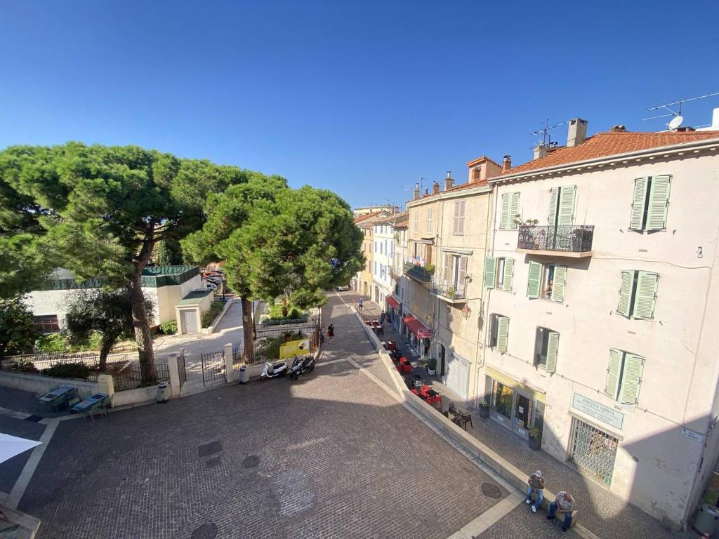 Cannes Le Suquet - Joli 2 pièces