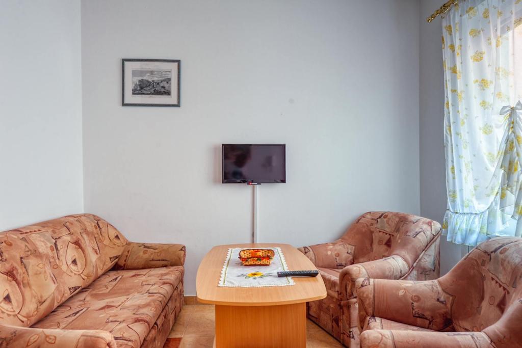 Holiday apartment Vesna 4 with terrace