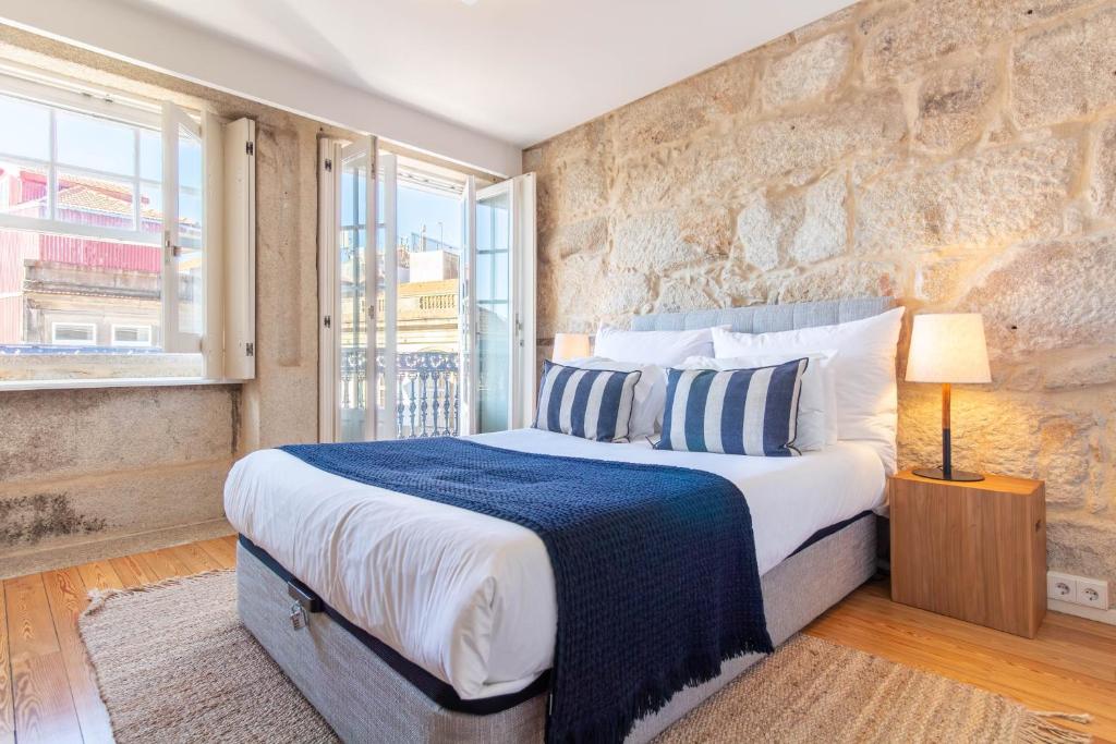 São Domingos Apartment by LovelyStay
