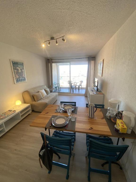 cap agde studio cabine vue port