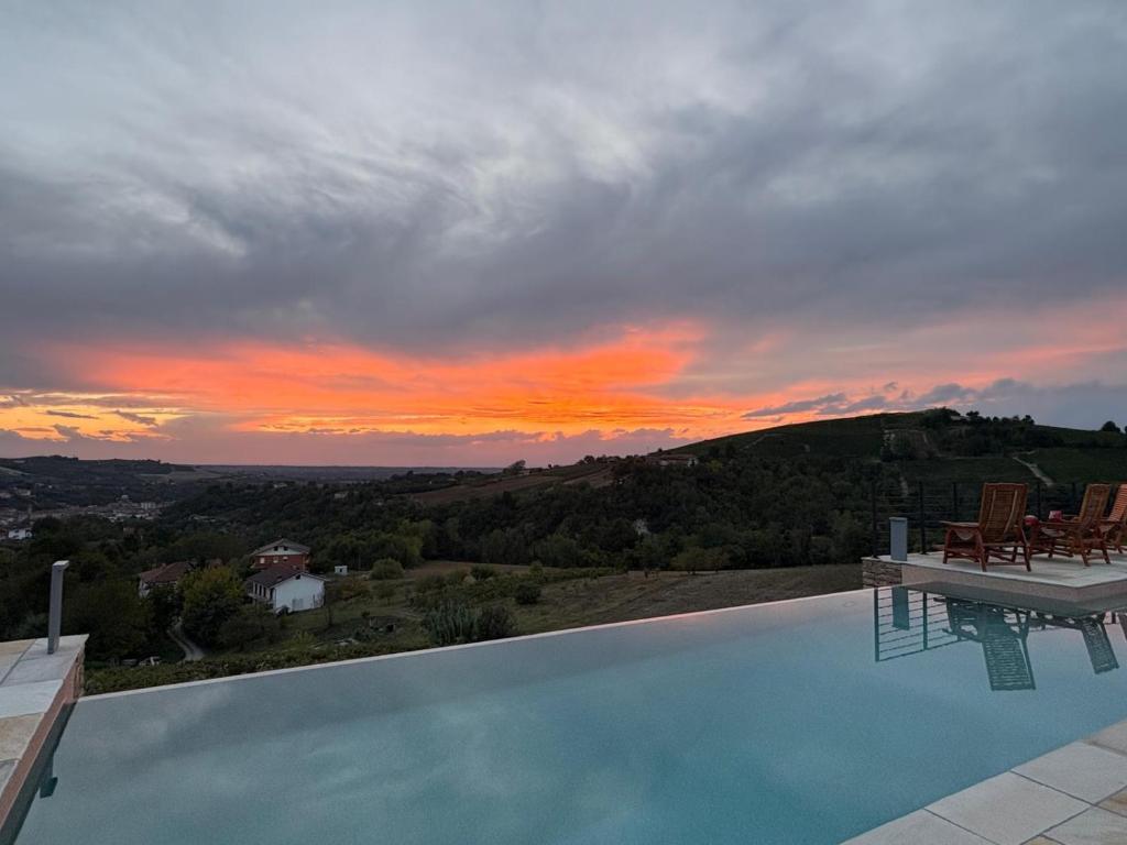 In Langa Relais - Suite Con Acceso Al Spa