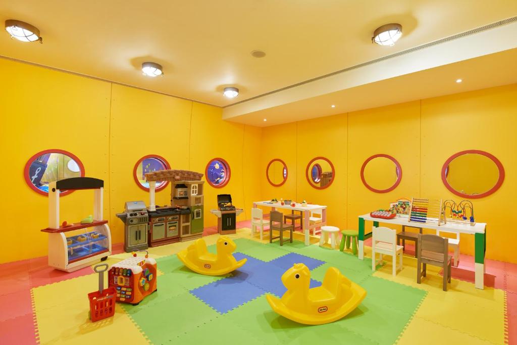 Clubul copiilor de la Hong Kong Gold Coast Hotel
