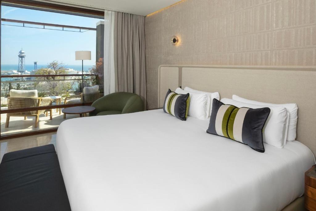 Hotel Miramar Barcelona GL - LVX Preferred Hotels & Resorts - Newly Renovated - Deluxe Double Room With Balcony And Sea View