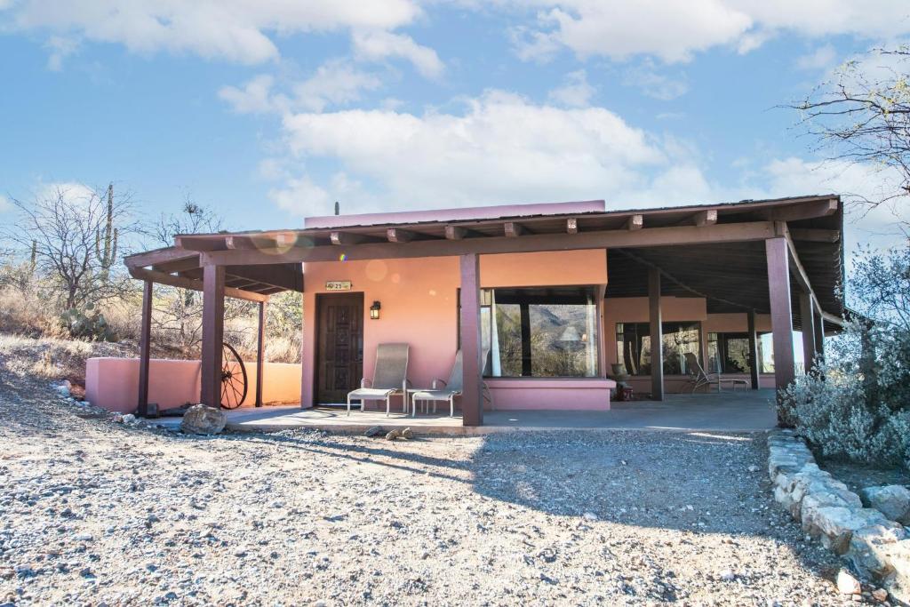 Tanque Verde Guest Ranch - 
