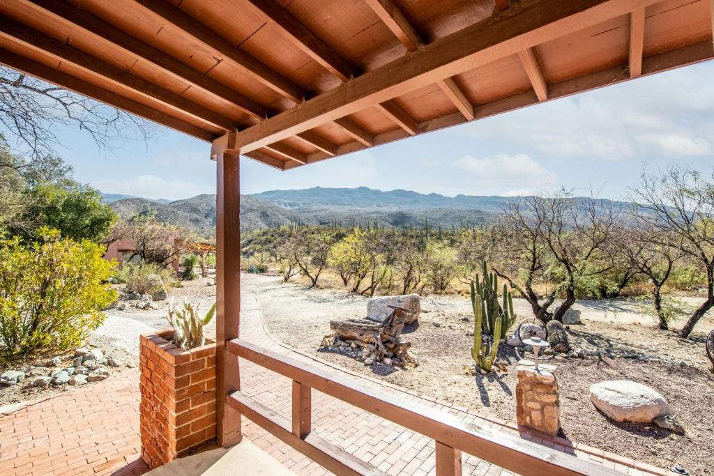 Tanque Verde Guest Ranch - 