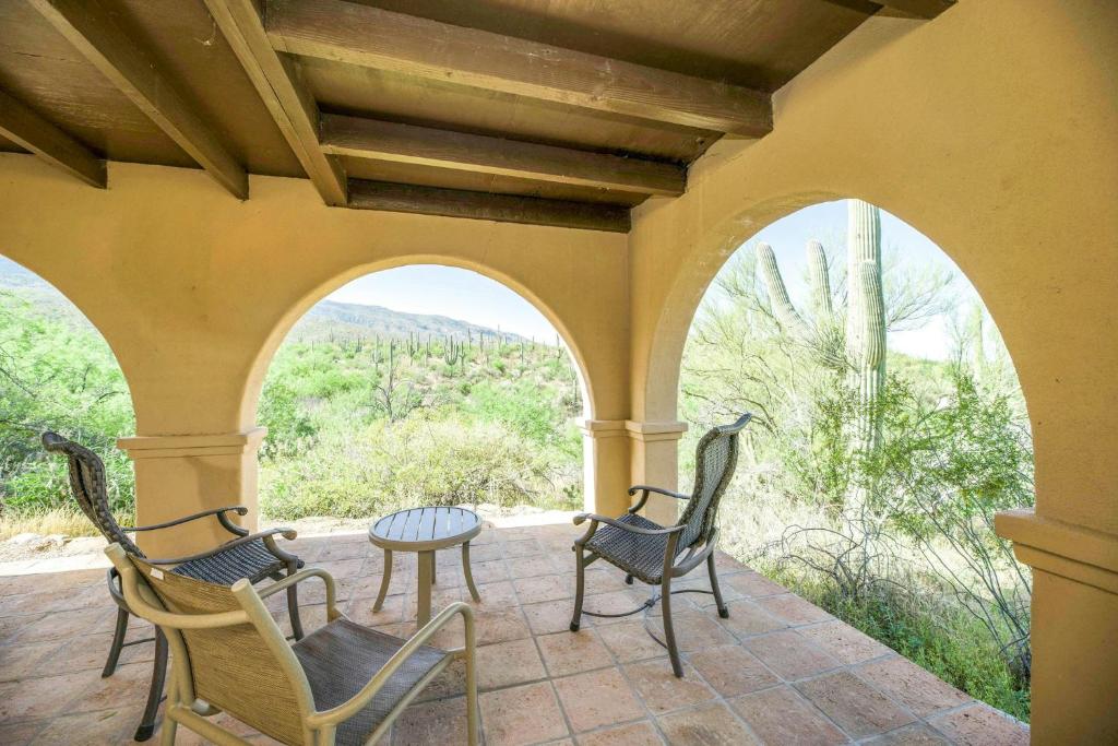 Tanque Verde Guest Ranch - 