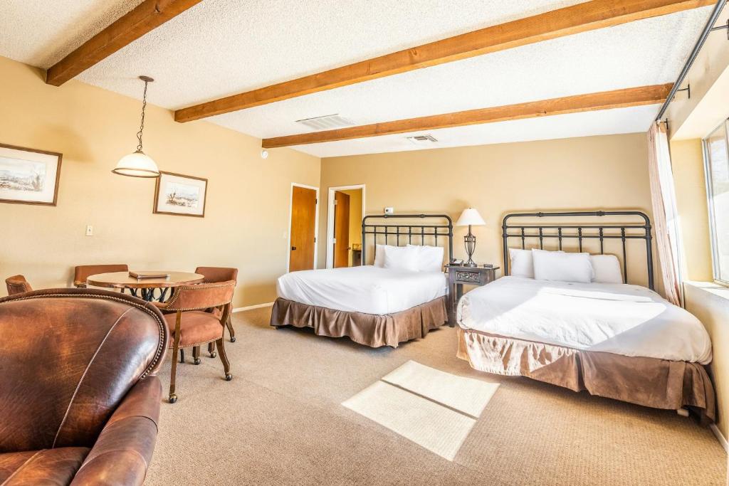 Tanque Verde Guest Ranch - 