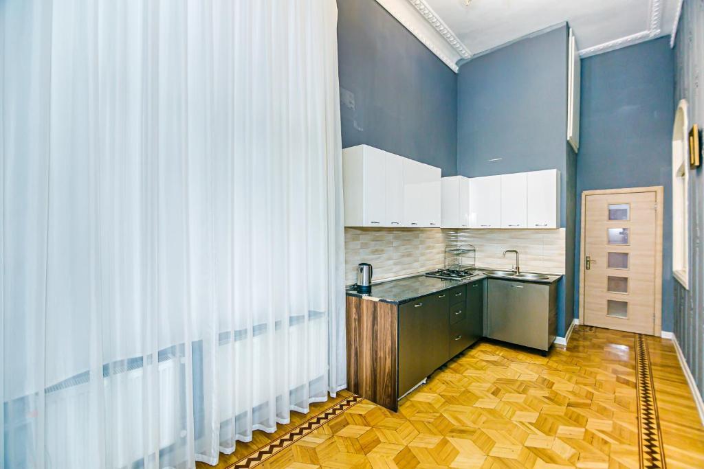 فضای داخلی Central Urban Apartments - Nizami Street, Baku در باکو - تصویر ۳